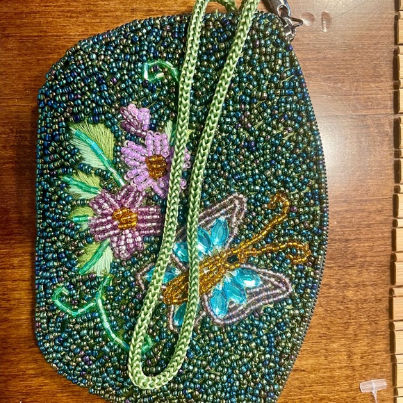 Lady Jade Designs beaded butterfly and flower coin purse. EUC. - Picture 3 of 8